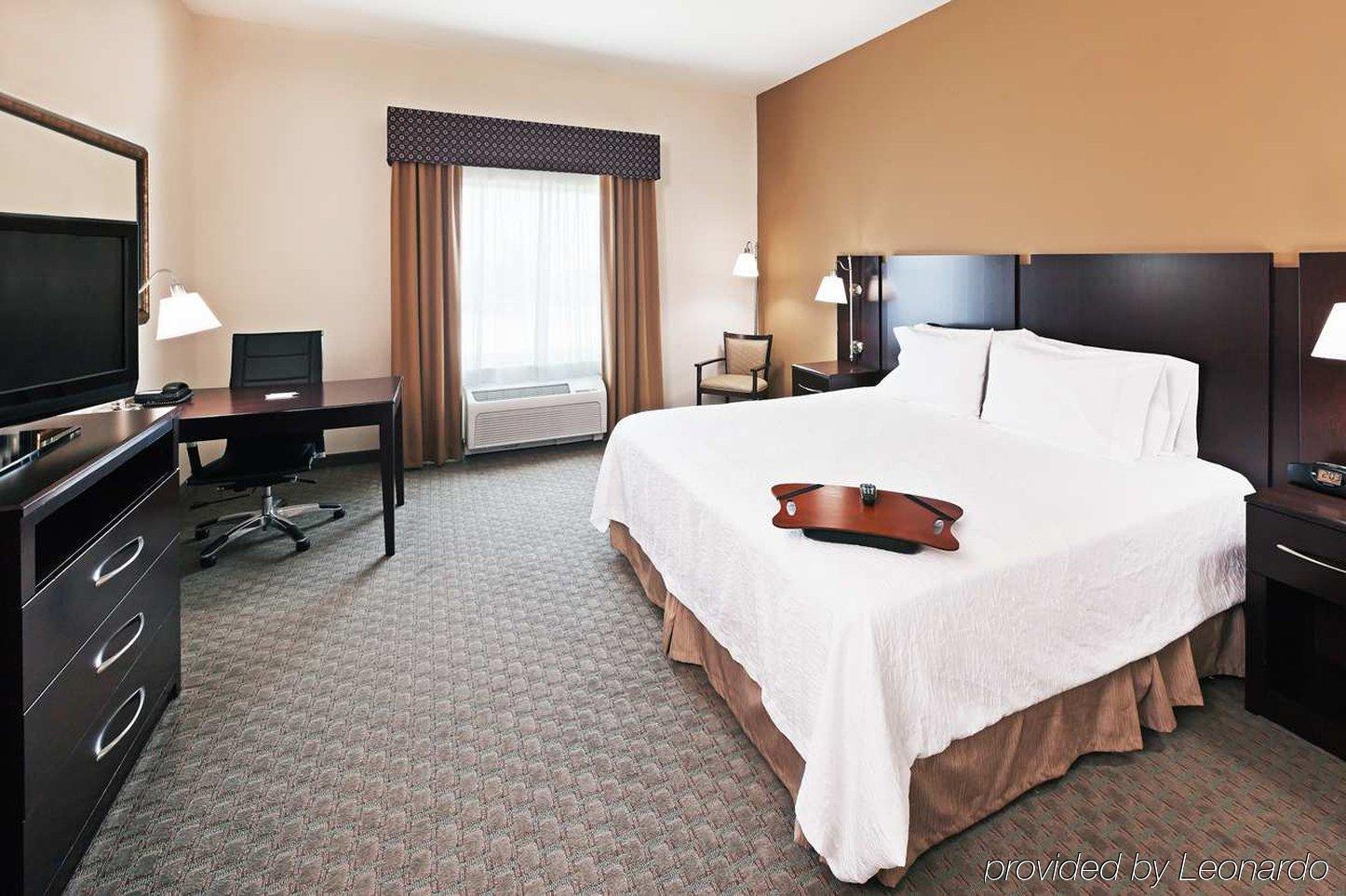 Hampton Inn & Suites Dumas Extérieur photo